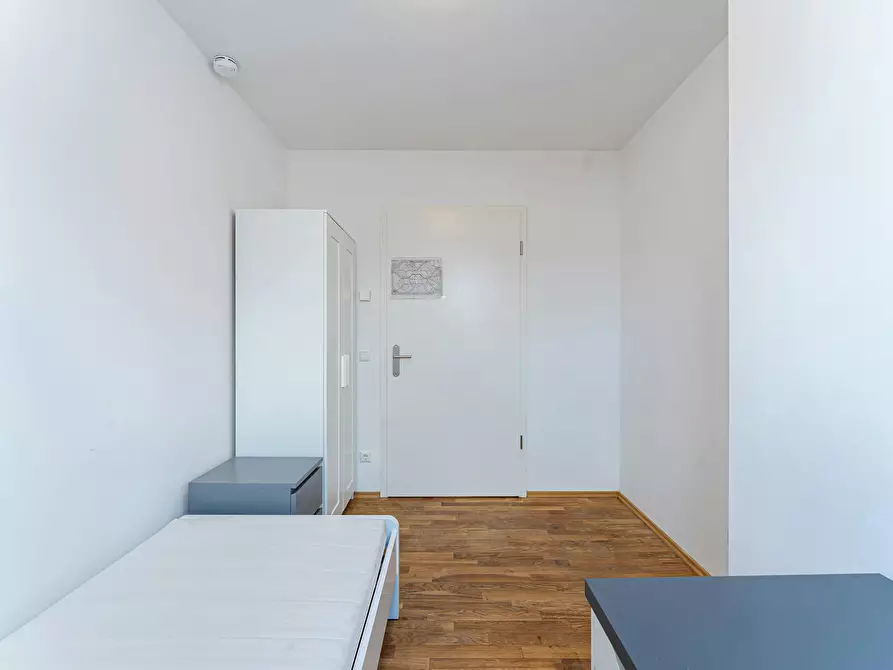 Immagine 2 di Camera in affitto  in Schnellerstraße a Berlin