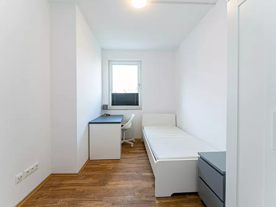Immagine 3 di Camera in affitto  in Schnellerstraße a Berlin