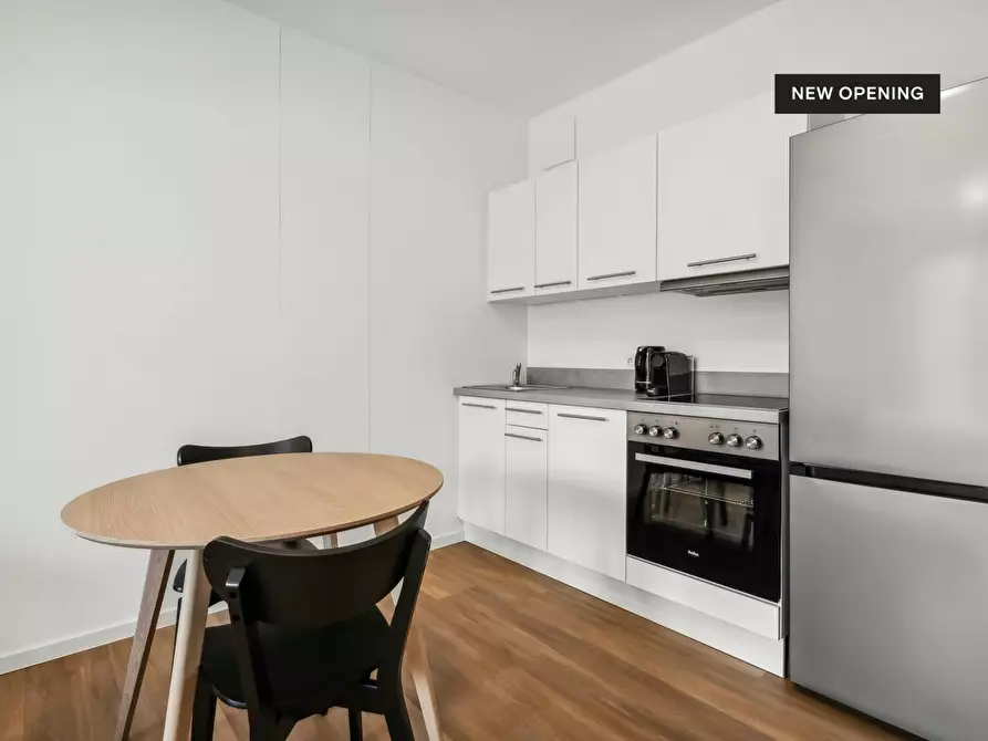 Immagine 9 di Appartamento in affitto  in Lisa-Fittko-Straße a Berlin