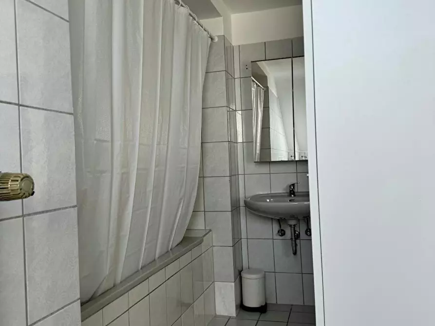 Immagine 6 di Camera in affitto  in Birkenstraße a Düsseldorf