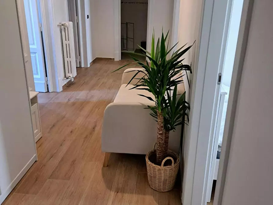 Immagine 10 di Camera in affitto  in Via Magenta a Firenze