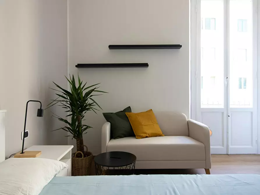 Immagine 2 di Camera in affitto  in Via Magenta a Firenze