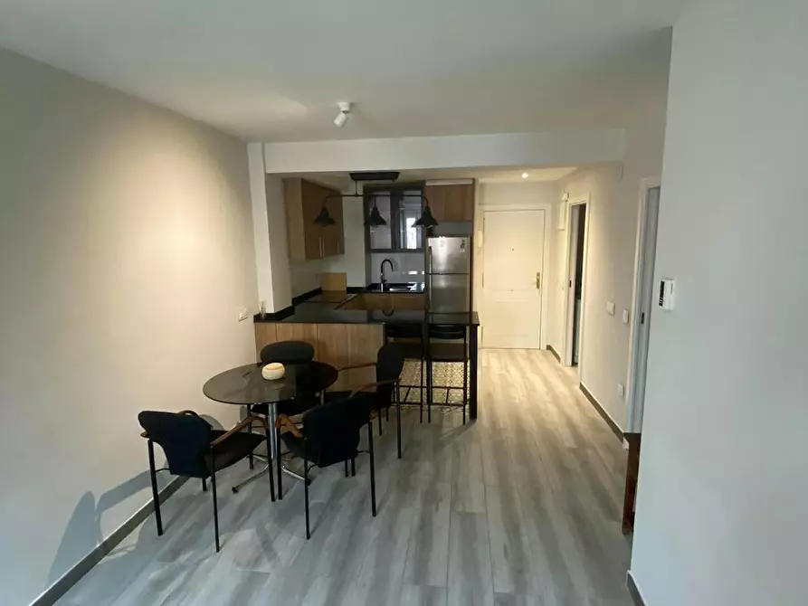 Immagine 4 di Appartamento in affitto  in Calle de San Bernardo a Madrid