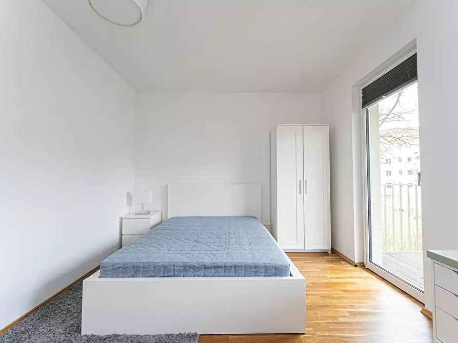 Immagine 2 di Camera in affitto  in Schnellerstraße a Berlin
