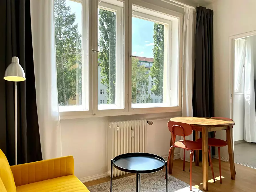Immagine 2 di Appartamento in affitto  in Lothar-Bucher-Straße a Berlin