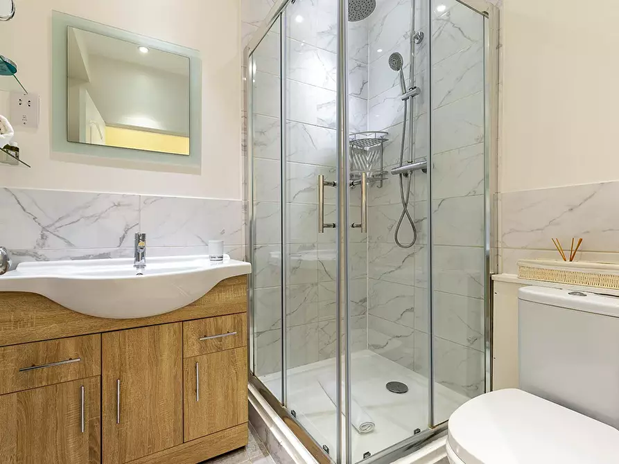 Immagine 4 di Appartamento in affitto  in Redcliffe Gardens a Kensington