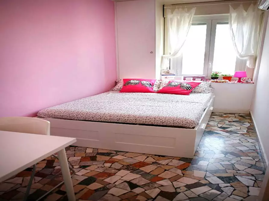 Immagine 1 di Camera in affitto  in Viale Romagna a Milano