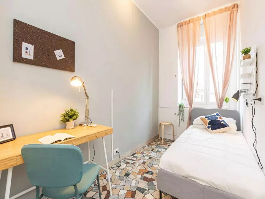 Immagine 4 di Camera in affitto  in Viale Romagna a Milano