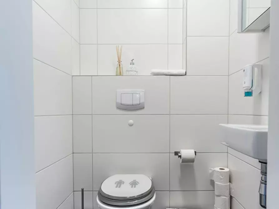 Immagine 8 di Camera in affitto  in Elbestraße a Frankfurt am Main