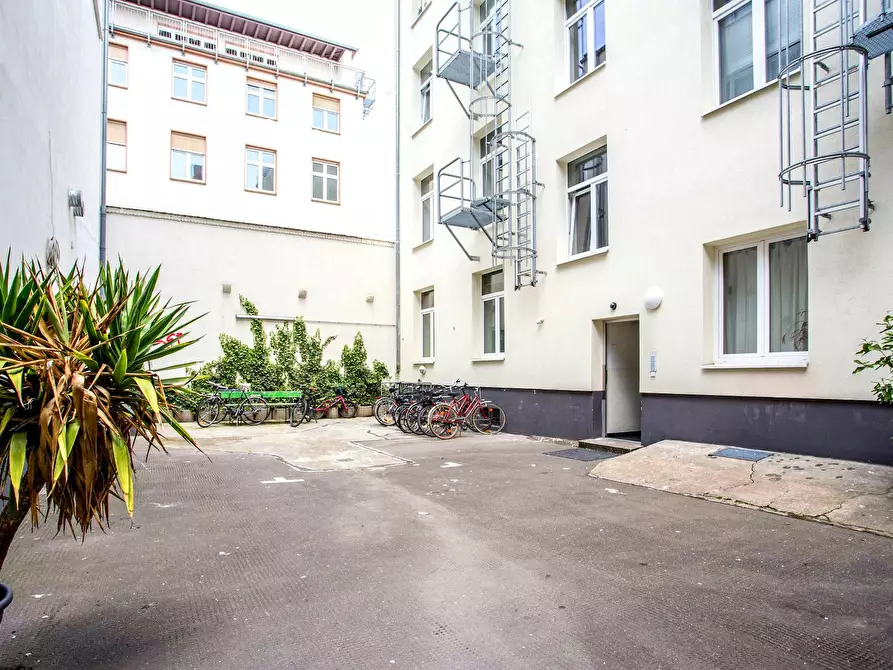 Immagine 4 di Camera in affitto  in Elbestraße a Frankfurt am Main