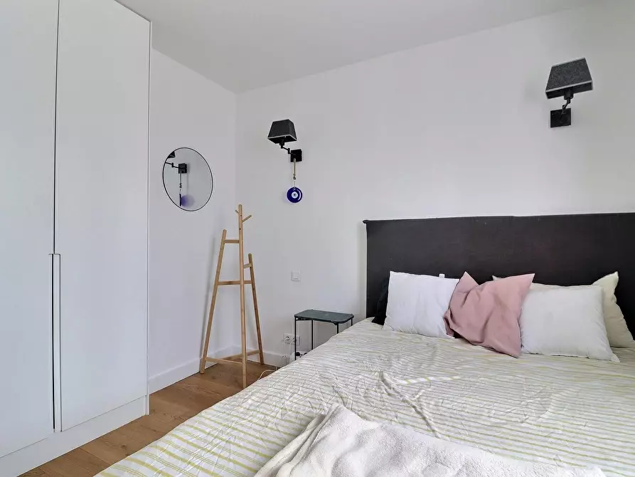 Immagine 10 di Appartamento in affitto  in Rue Desnouettes a Paris