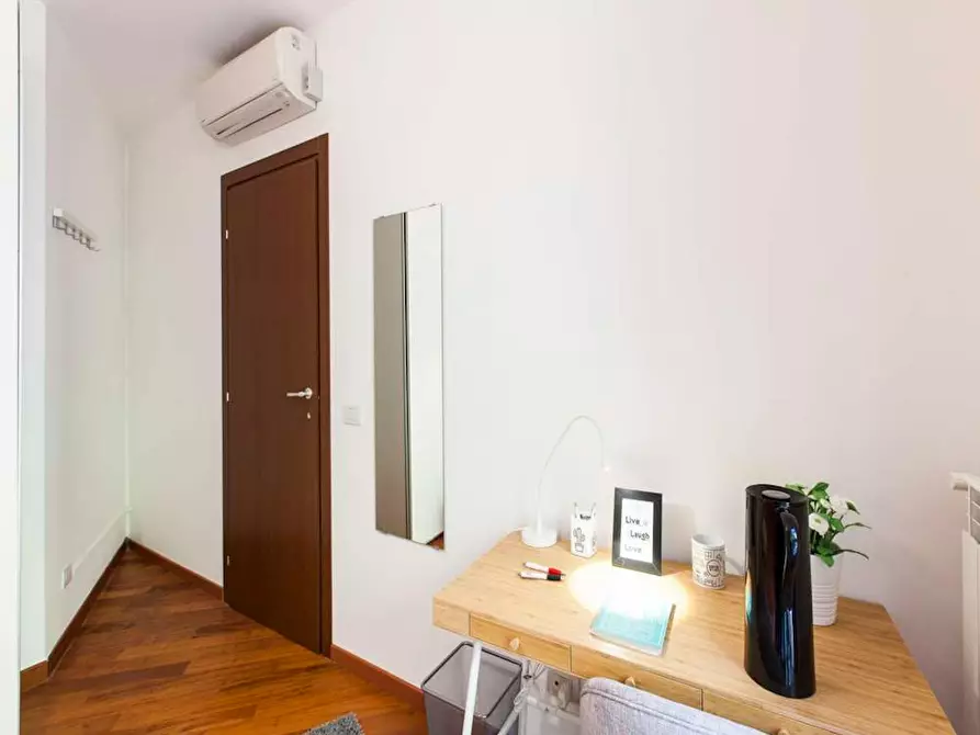 Immagine 7 di Camera in affitto  in Via Privata San Martiniano a Milano