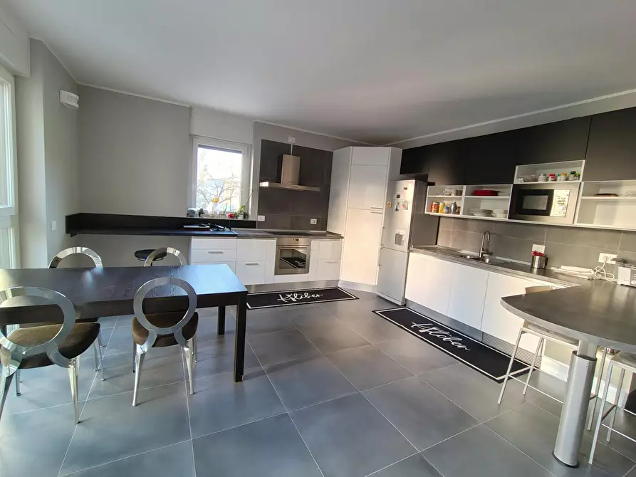 Immagine 3 di Camera in affitto  in Via Bernardo Rucellai a Milano