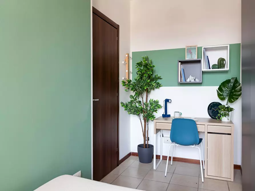 Immagine 3 di Camera in affitto  in Via Tommaso Gulli a Milano