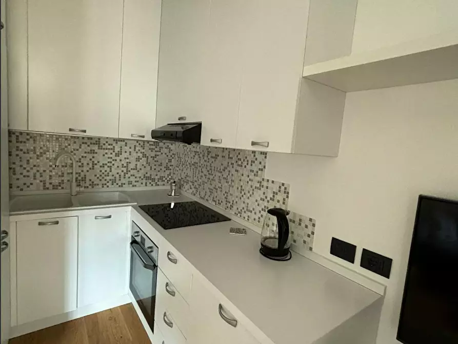 Immagine 5 di Appartamento in affitto  in Via Carlo Farini a Milano