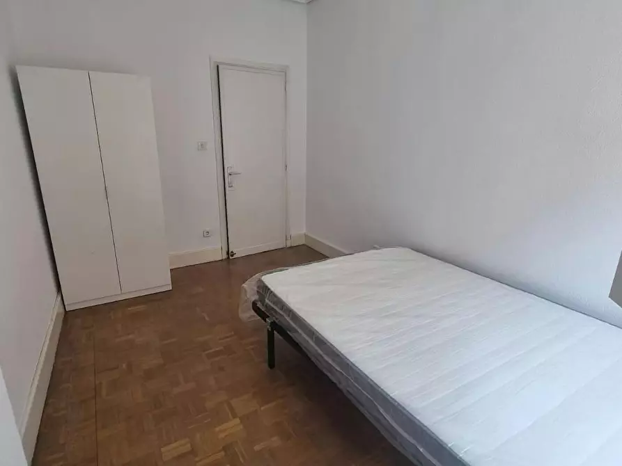 Immagine 2 di Camera in affitto  in Calle Doctor Camilo Calleja a Valladolid
