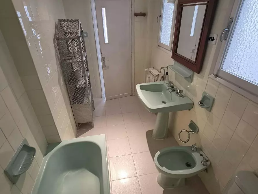 Immagine 7 di Camera in affitto  in Calle Doctor Camilo Calleja a Valladolid