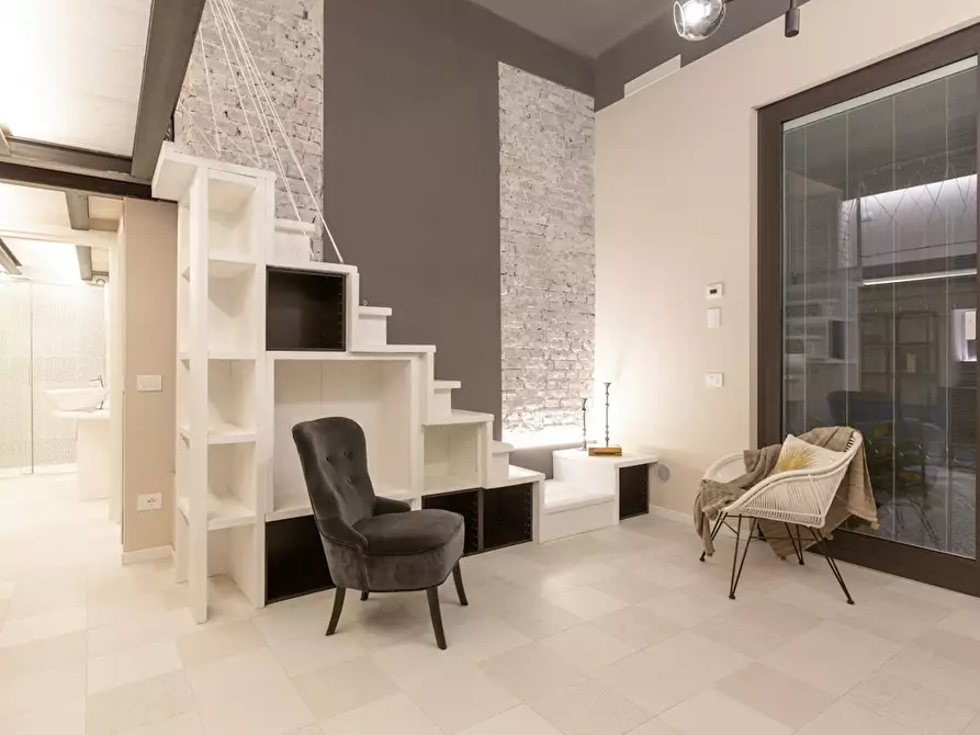 Immagine 1 di Casa indipendente in affitto  in Via Padova a Milano