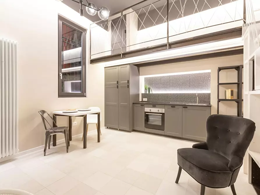 Immagine 4 di Casa indipendente in affitto  in Via Padova a Milano