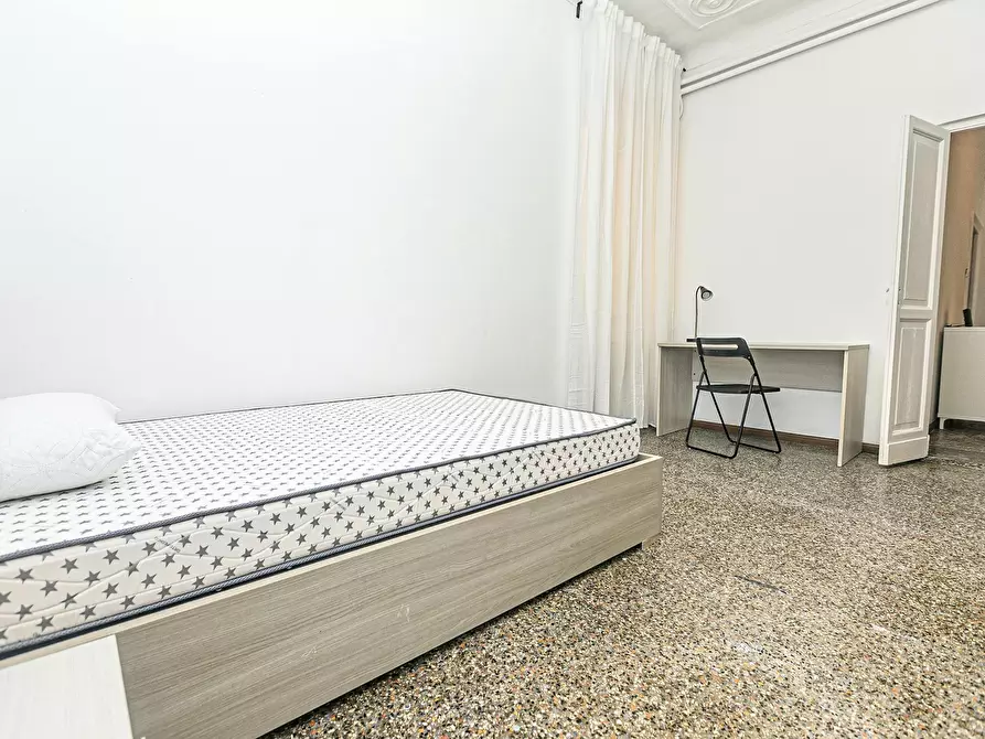 Immagine 4 di Camera in affitto  in Via Paride Salvago a Genova