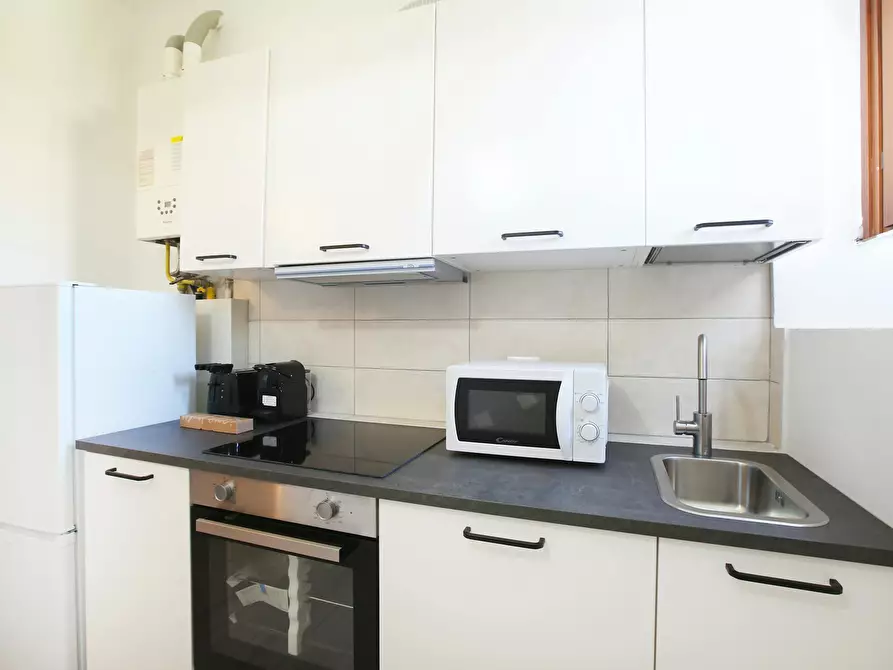 Immagine 10 di Camera in affitto  in Via Giuseppe Soli a Modena