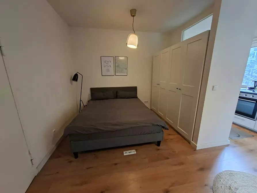 Immagine 3 di Appartamento in affitto  in Uhlandstraße a Berlin