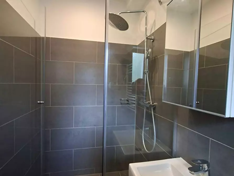 Immagine 7 di Appartamento in affitto  in Uhlandstraße a Berlin