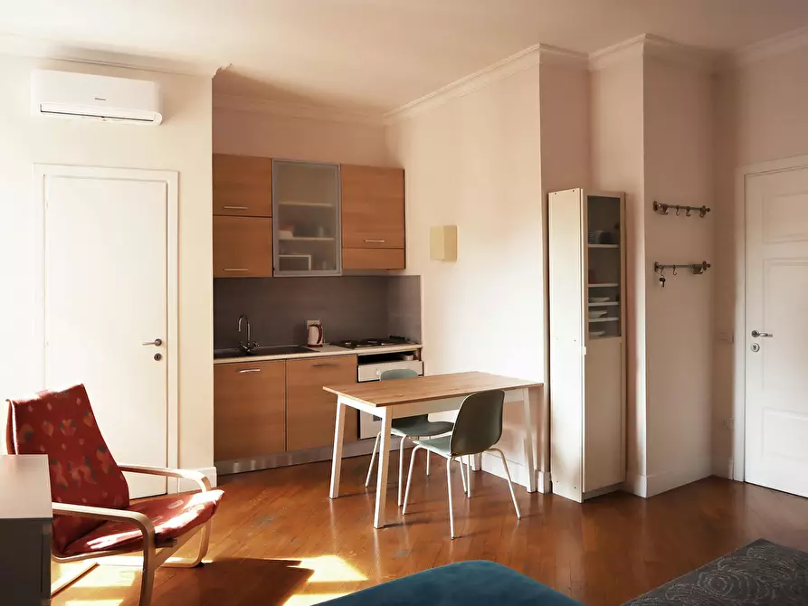 Immagine 5 di Appartamento in affitto  in Via Leonina a Roma
