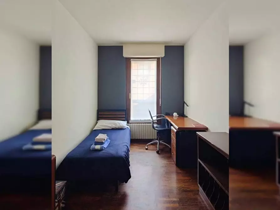 Immagine 1 di Camera in affitto  in Via Circonvallazione a Buccinasco