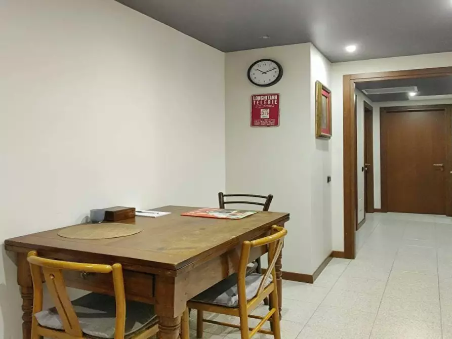 Immagine 9 di Camera in affitto  in Via Circonvallazione a Buccinasco