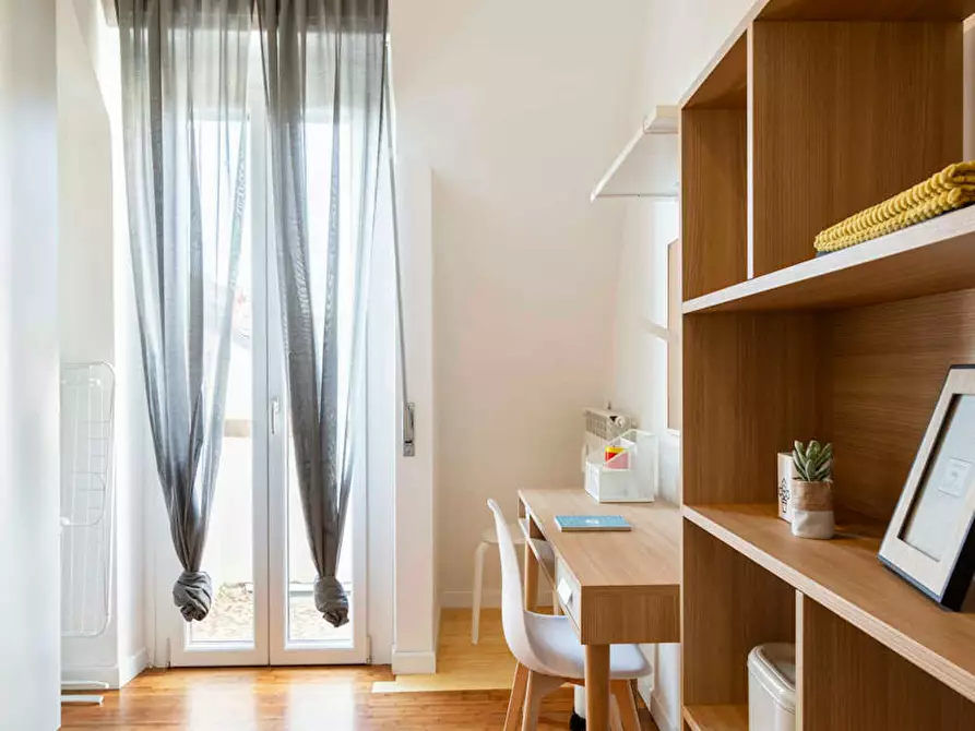 Immagine 5 di Camera in affitto  in Via Carmagnola a Milano