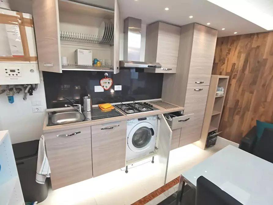 Immagine 6 di Camera in affitto  in Via Magenta a Firenze