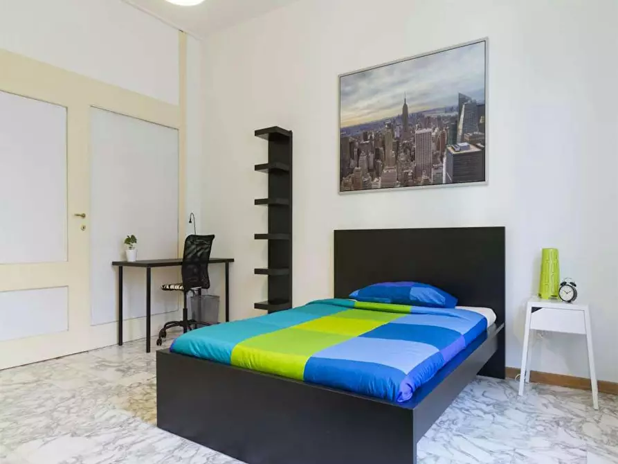 Immagine 3 di Camera in affitto  in Via Vincenzo Monti a Milano