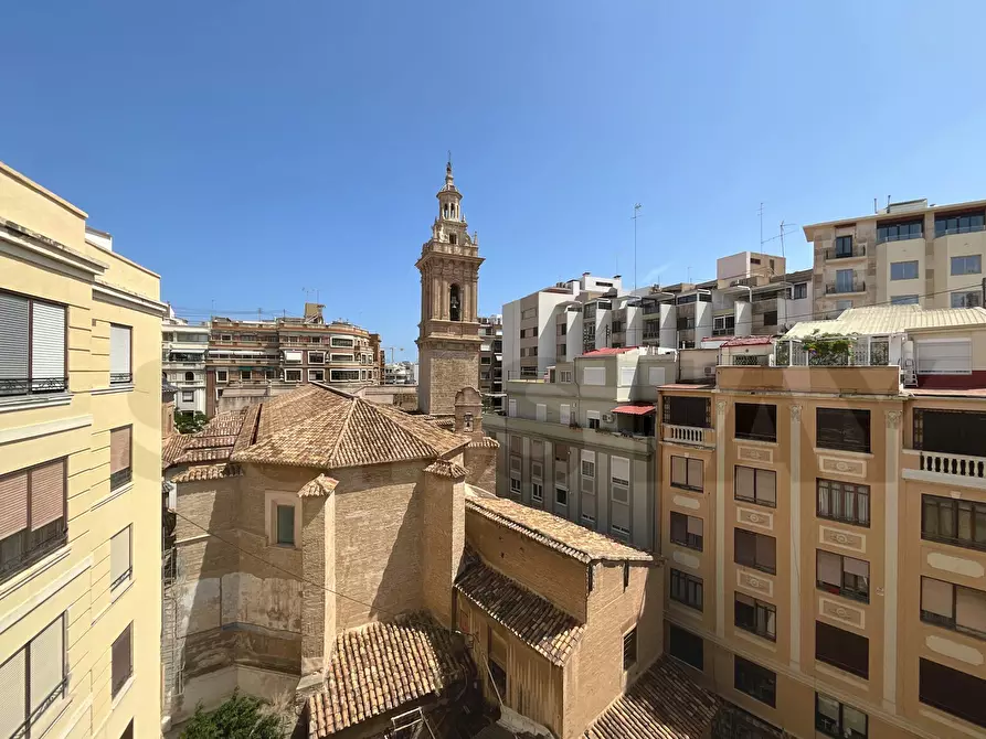 Immagine 1 di Appartamento in affitto  in Calle Embajador Vich a Valencia