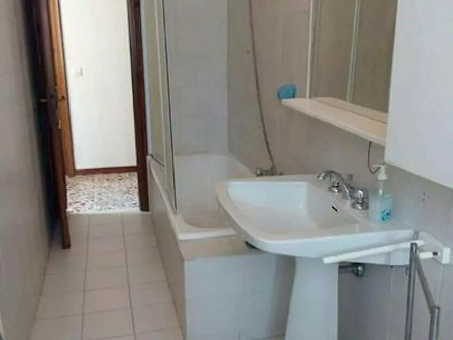 Immagine 4 di Camera in affitto  in Via San Corrado Confalonieri a Piacenza