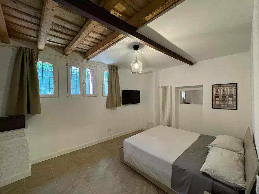 Immagine 5 di Appartamento in affitto  in Via Biella a Milano