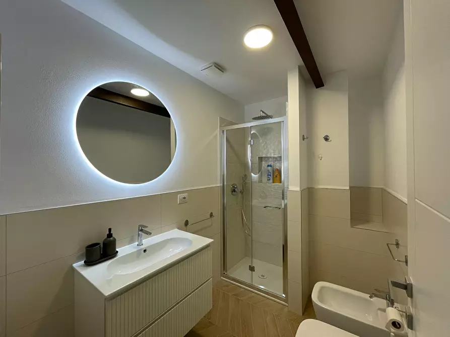 Immagine 3 di Appartamento in affitto  in Via Biella a Milano