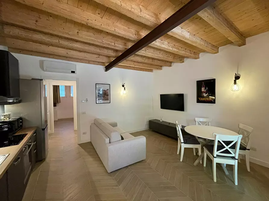 Immagine 9 di Appartamento in affitto  in Via Biella a Milano