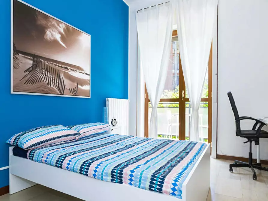 Immagine 3 di Camera in affitto  in Viale Renato Serra a Milano