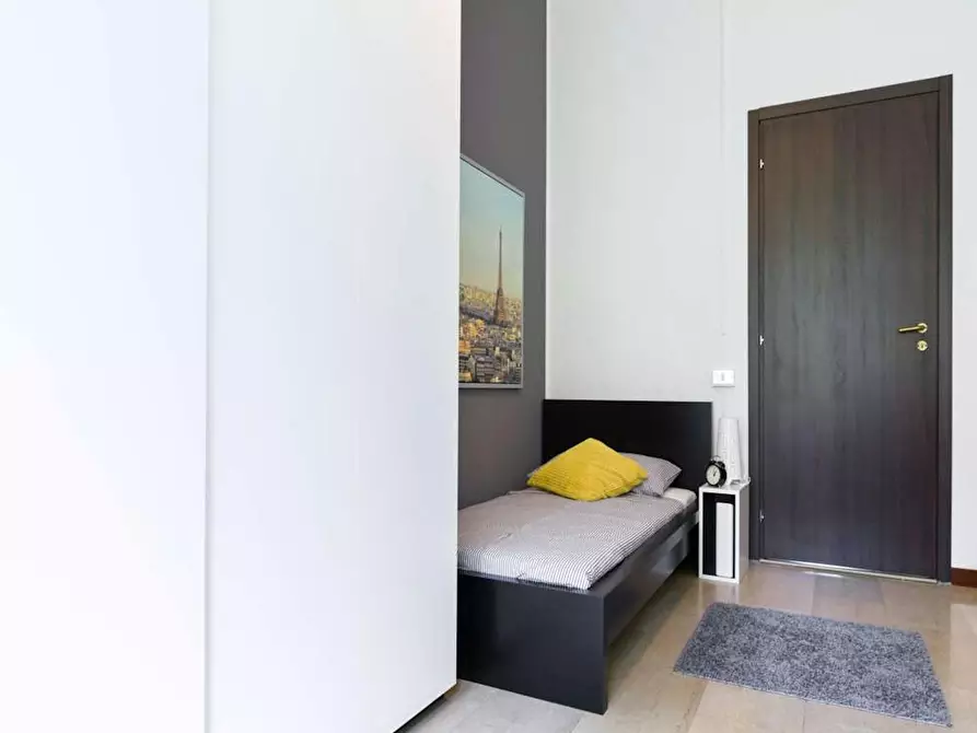 Immagine 4 di Camera in affitto  in Viale Renato Serra a Milano