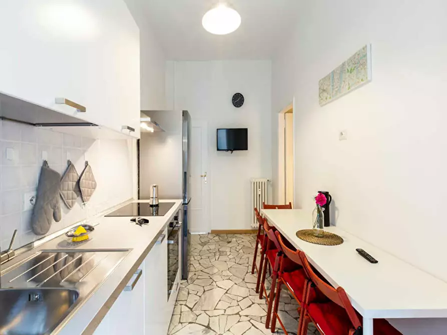 Immagine 10 di Camera in affitto  in Corso di Porta Romana a Milano