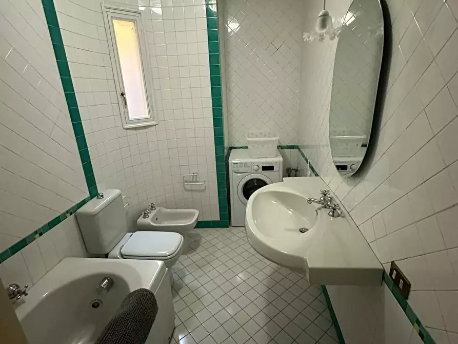 Immagine 3 di Camera in affitto  in Via de' Carbonesi a Bologna