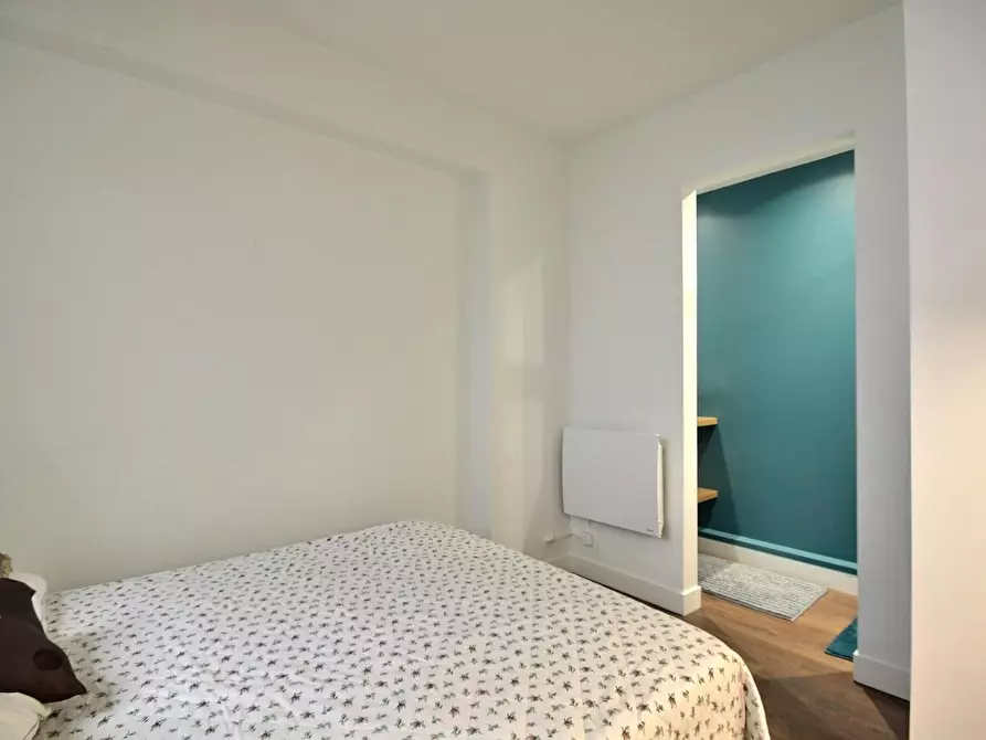 Immagine 9 di Appartamento in affitto  in Rue Augereau a Paris 07