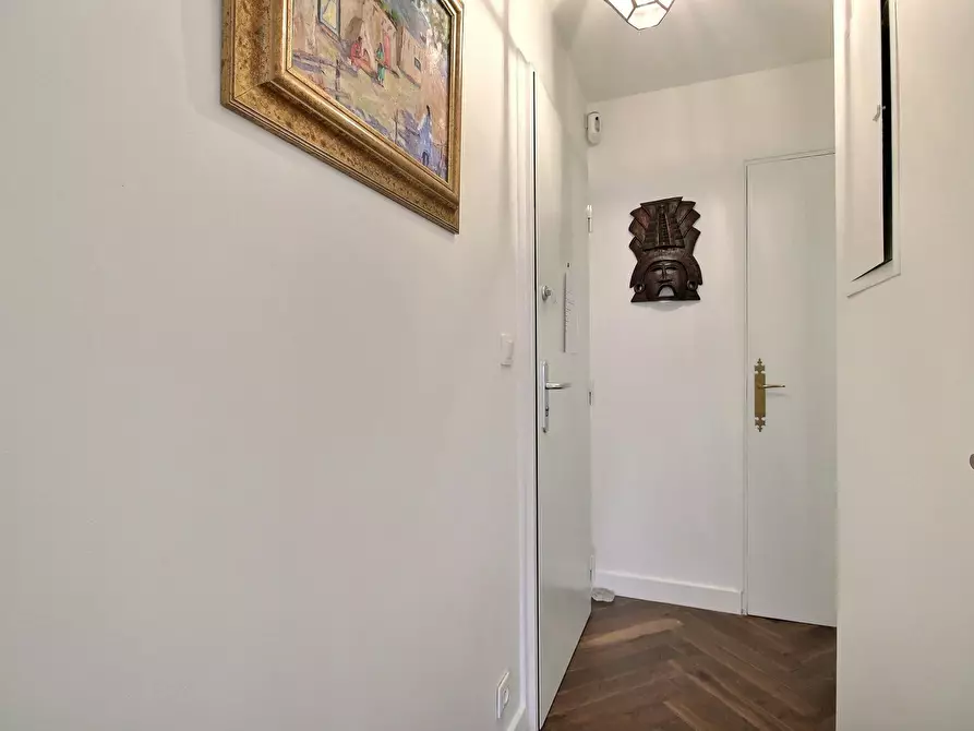 Immagine 3 di Appartamento in affitto  in Rue Augereau a Paris 07