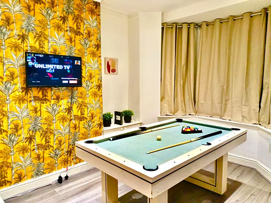 Immagine 3 di Casa indipendente in affitto  in Belmont Road a 