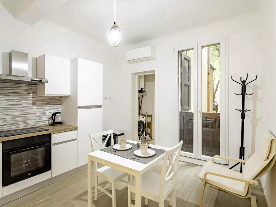 Immagine 8 di Appartamento in affitto  in Via dell'Oro a Bologna