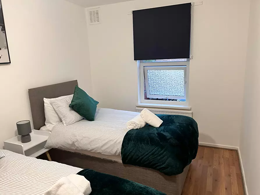 Immagine 3 di Casa indipendente in affitto  in Aspen Green a Crayford
