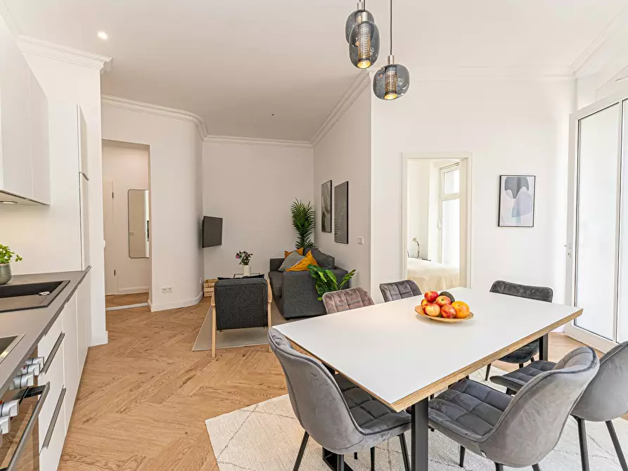Immagine 4 di Appartamento in affitto  in Pohlestraße a Berlin