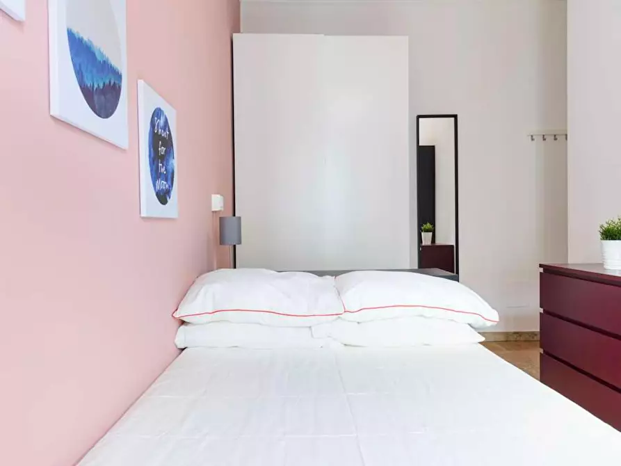 Immagine 3 di Camera in affitto  in Viale Andrea Doria a Milano