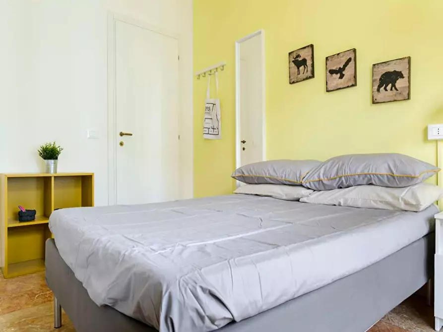 Immagine 2 di Camera in affitto  in Viale Andrea Doria a Milano